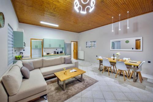 Kapa Luxury House