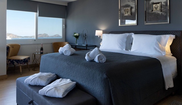 Karalis City Hotel