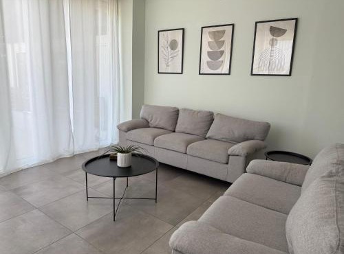 Karamela Apartment in Kambánion