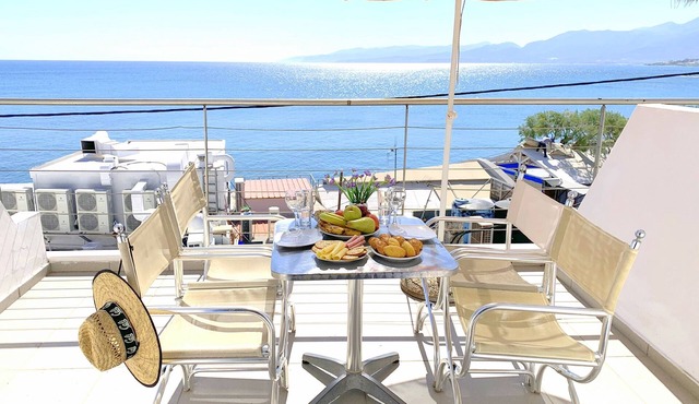 Kassavetis Center - Hotel Studios & Apartments in Hersonissos