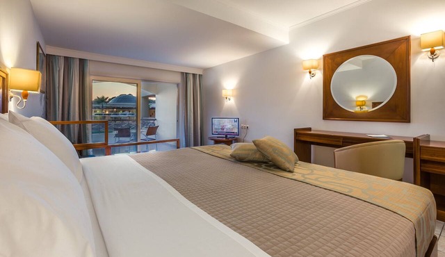Kipriotis Maris Suites by Anayia All Inclusive Resorts in Kos