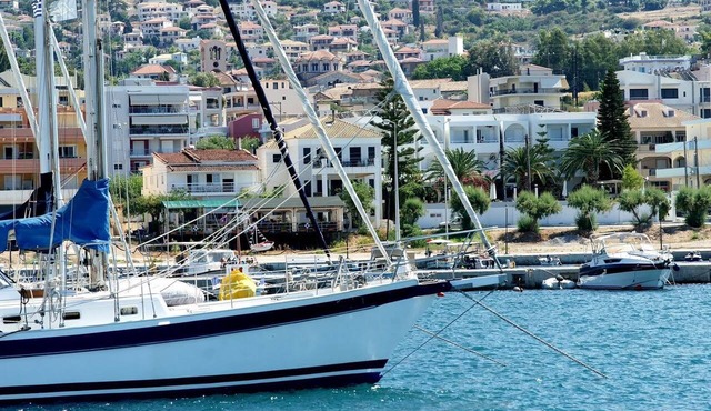 Kyparissia Beach Hotel in Trifylia