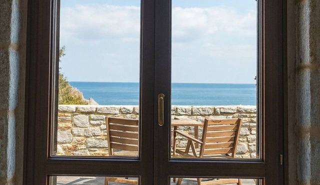 Lalloudes Mani Hotel