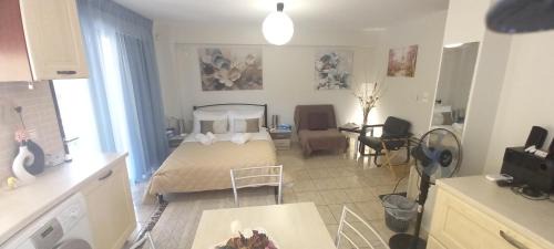 Lavrio center - Thanasis' Studio in Lavrio