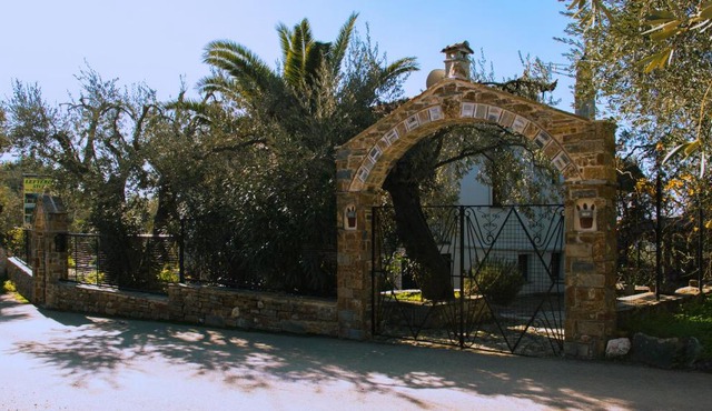 Lefteris Studios