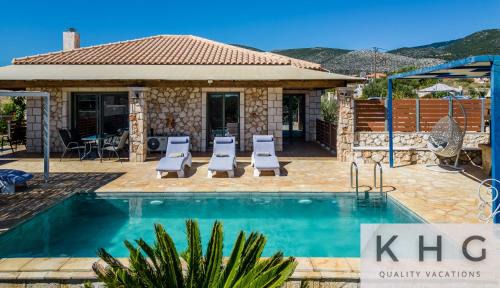 Leo's Red stone & White stone made villas, 2 villas with private pool in Karavados village in Karavadhos
