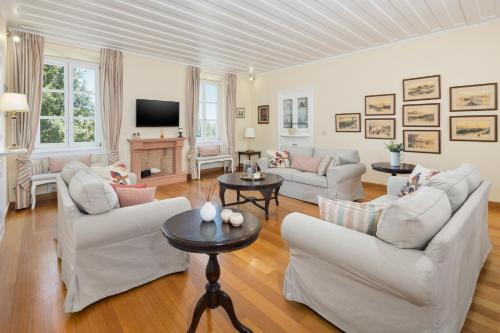 Liston Luxury Apartment with Spianada & Fortress View in Corfu