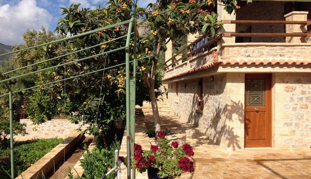 Lithos Studio in Leonidion