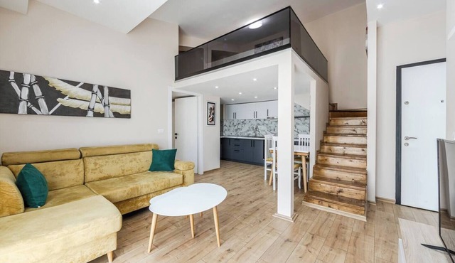 Luma Duplex Penthouse by Kondo Stays in Tiranë