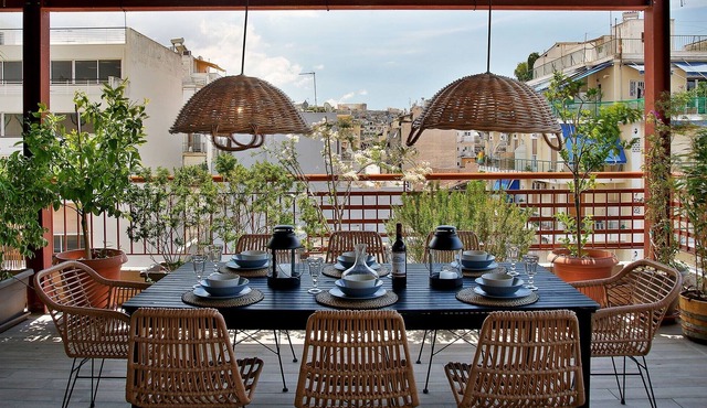 Luxurious Studios with Amazing Acropolis View in Athina