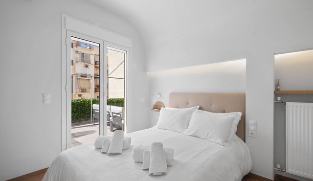 Luxury 2BR Apartment near the marina, Heart of Piraeus