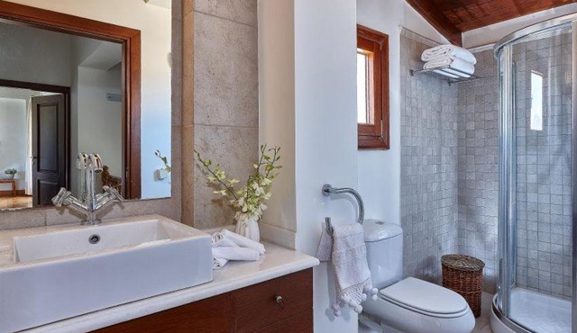 Luxury Crete Villa Villa Malvazia Beautiful 4 Bedroom Villa Private Pool Gym Keramoutsiou in Keramoútsion