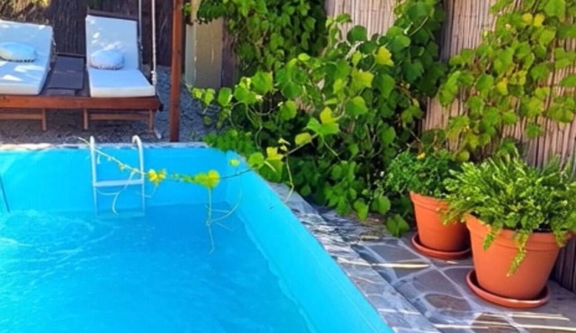 Luxury Garden Villa Outdoor Spa Bath Serenity Retreat