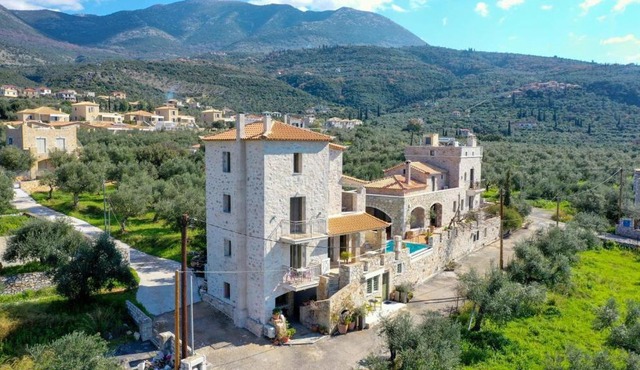 Mani Stone Towers, Agios Dimitrios in Levktron