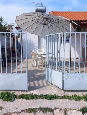 Marjo house in Artemida