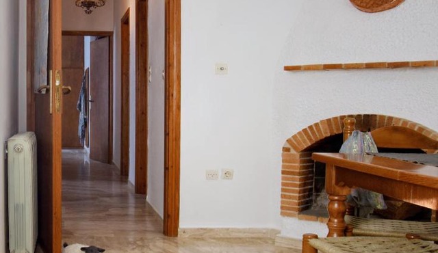 Marpissa's center house in Márpissa