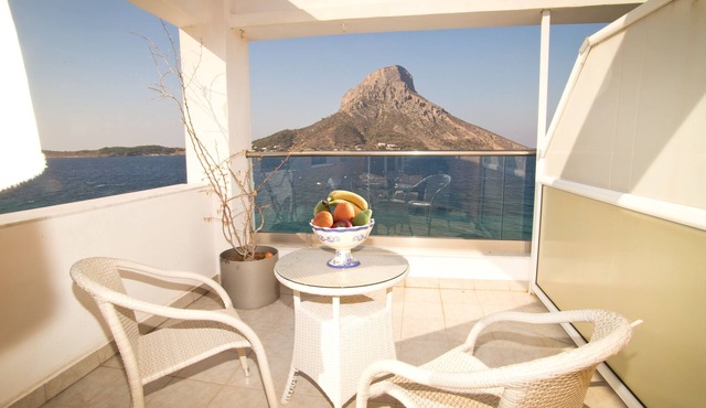 MasouriBlu Hotel