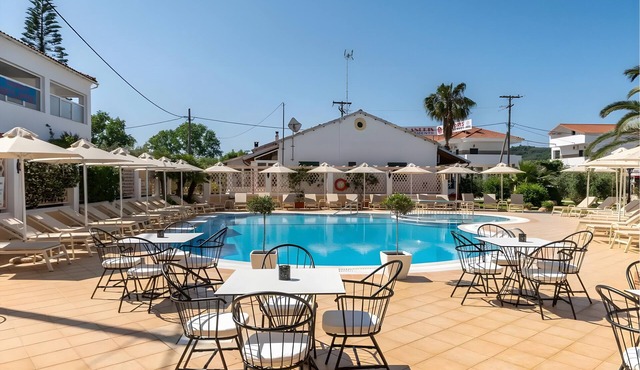 Metaxa One-Bedroom 7 Apartment with Shared Pool, Wi-Fi and Air Conditioning in Κάβος