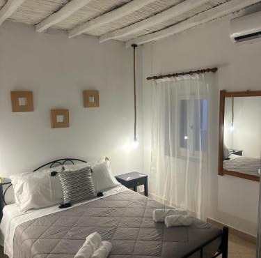 Mikes apartment in Naousa