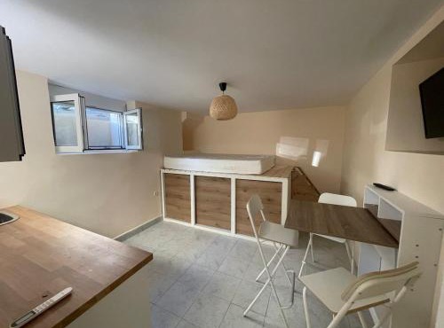 Minimal apartment for a relaxing vacation! in Loutraki-Agioi Theodoroi
