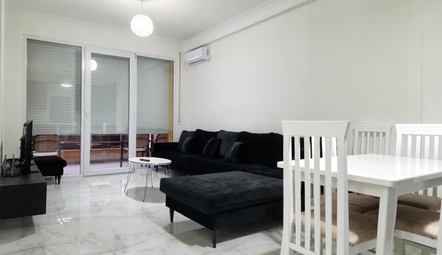 Modern Apartment 100 m from beach,Marina bay luxury resort in Vlorë