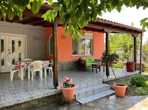 Monastiraki Villa in Keramoti