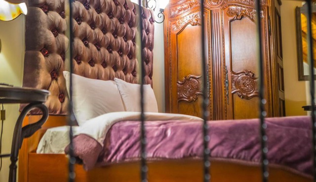 Montecristo Chalet in Edessa