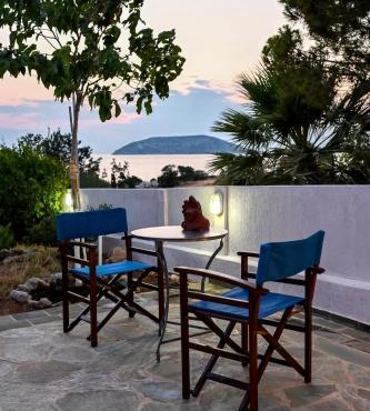 morfo's sunset in Sounio
