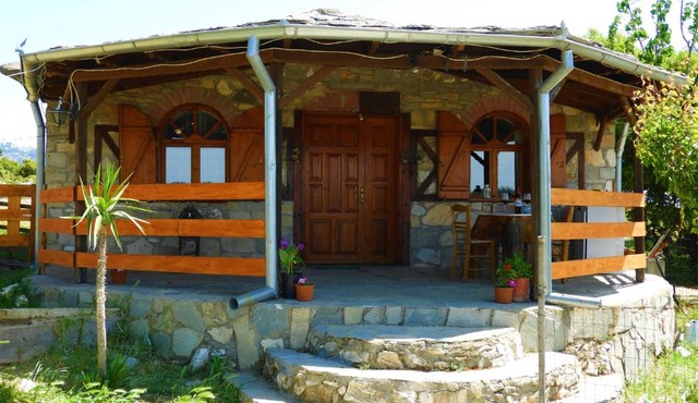 Mountain House Kastro in Kástron