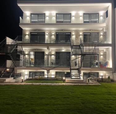 N apartments in Nea Peramos