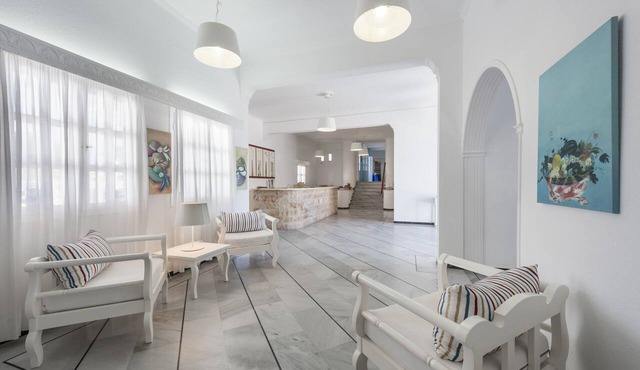 Narges Hotel in Paros