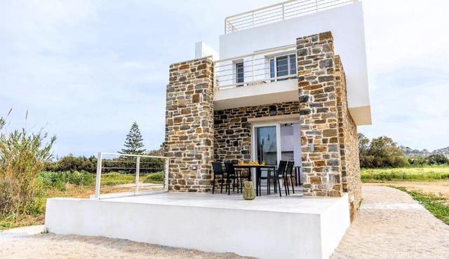 Naxos Cube Villa Panoramic Views Maisonette with Sea View 2 min walk to Plaka Beach