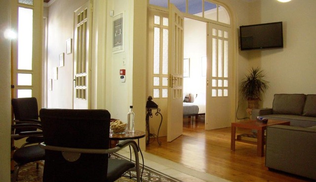 Neoclassical Glamour in Chania