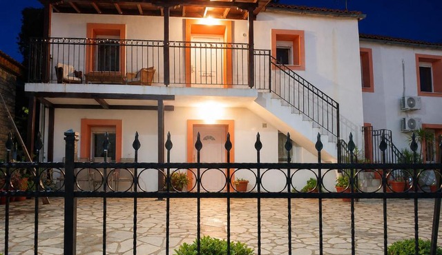 Nikolaou Apartments Keramidi in Keramídhion