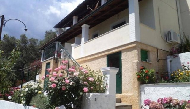 Nikolas studios, Beach Front, Agni Bay 1 in Kéntroma
