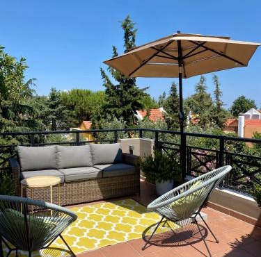 Nireon Apartment in Iraklitsa