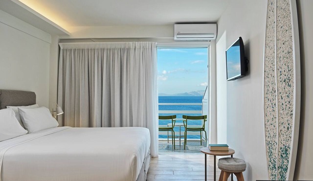 NLH MATI Seafront - Neighborhood Lifestyle Hotels in Marathon