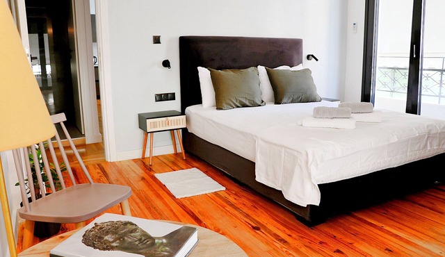 No 4 - Theo Two-Bedrooms Apartment first floor