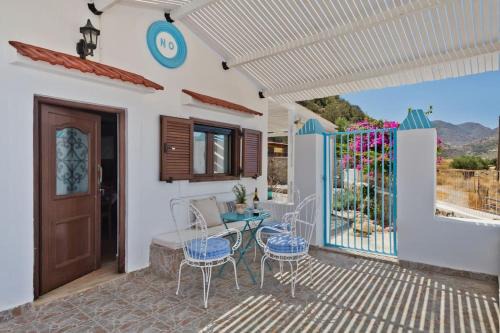 Olia Cottage in Karpathos