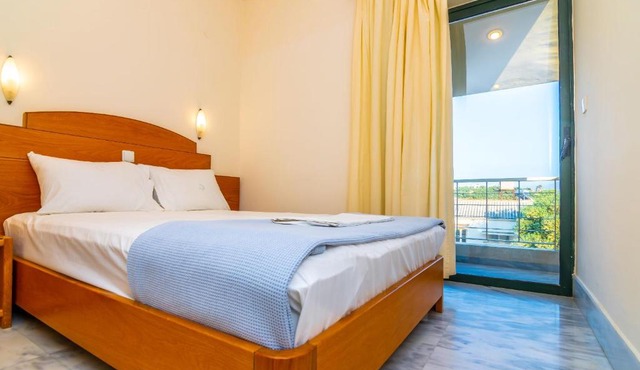 Orestis Hotel Sea View Apartments in Stalos