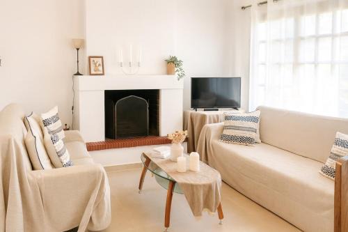 Oropos Cozy House