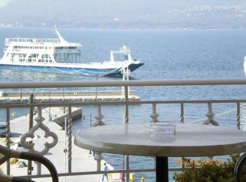 Palatino in Istiaia-Aidipsos