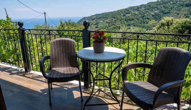 Paradeisos Double Room with Balcony (2) in Agios Dimitrios Piliou