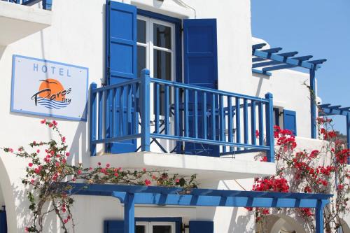 Paros Inn Seafront by GHH in Logaras