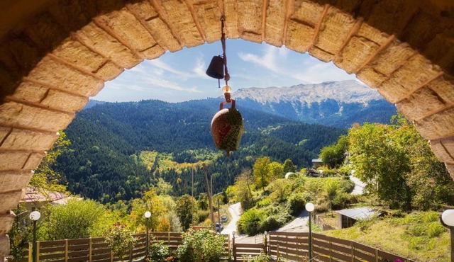 pasithea mountain rooms in Lake Plastiras