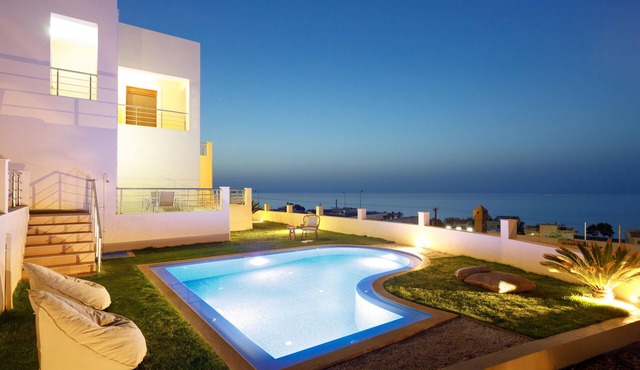 "Peach" by Sky Hill resorts - Prestige Maisonette in Sfakaki