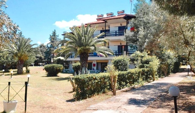 Penny's Holiday Studio in Hanioti