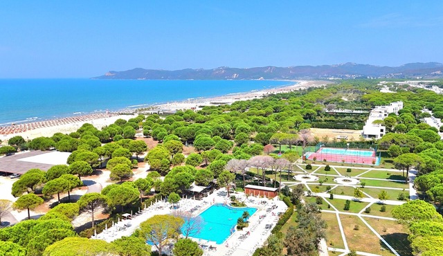 Perla Modern Penthouse 217, Lalzit Bay, Albania in Lalzit Bay
