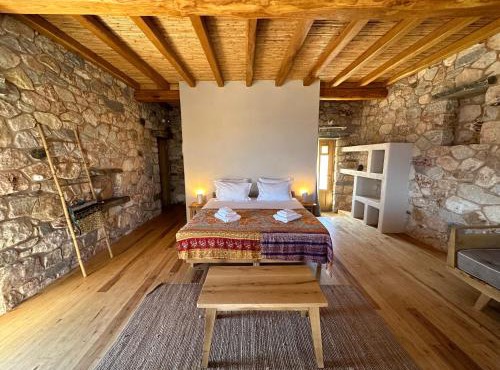 Phisis Nature Retreat in Donoussa