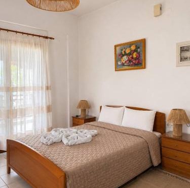 Pilgrimos Apartments in Ierissos